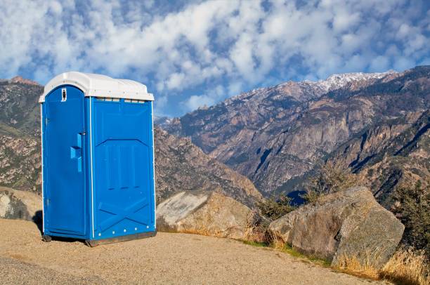 Best Porta potty delivery and setup  in Midway City, CA